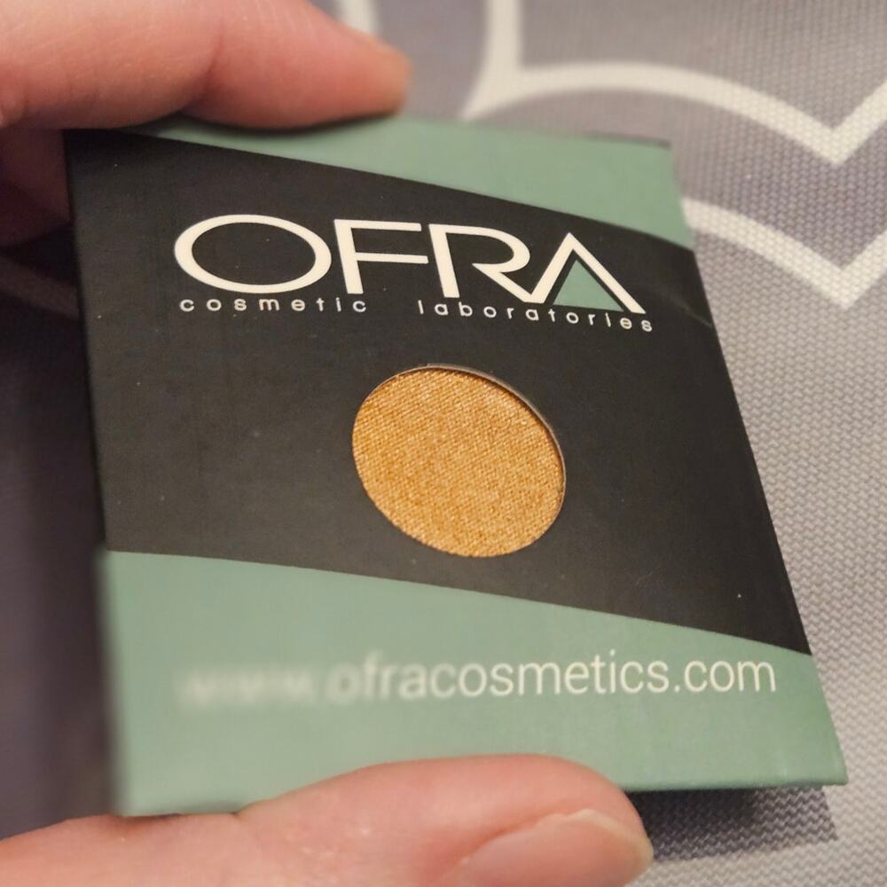 OFRA Cosmetics Gold Rush Eyeshadow - Picture 3 of 4